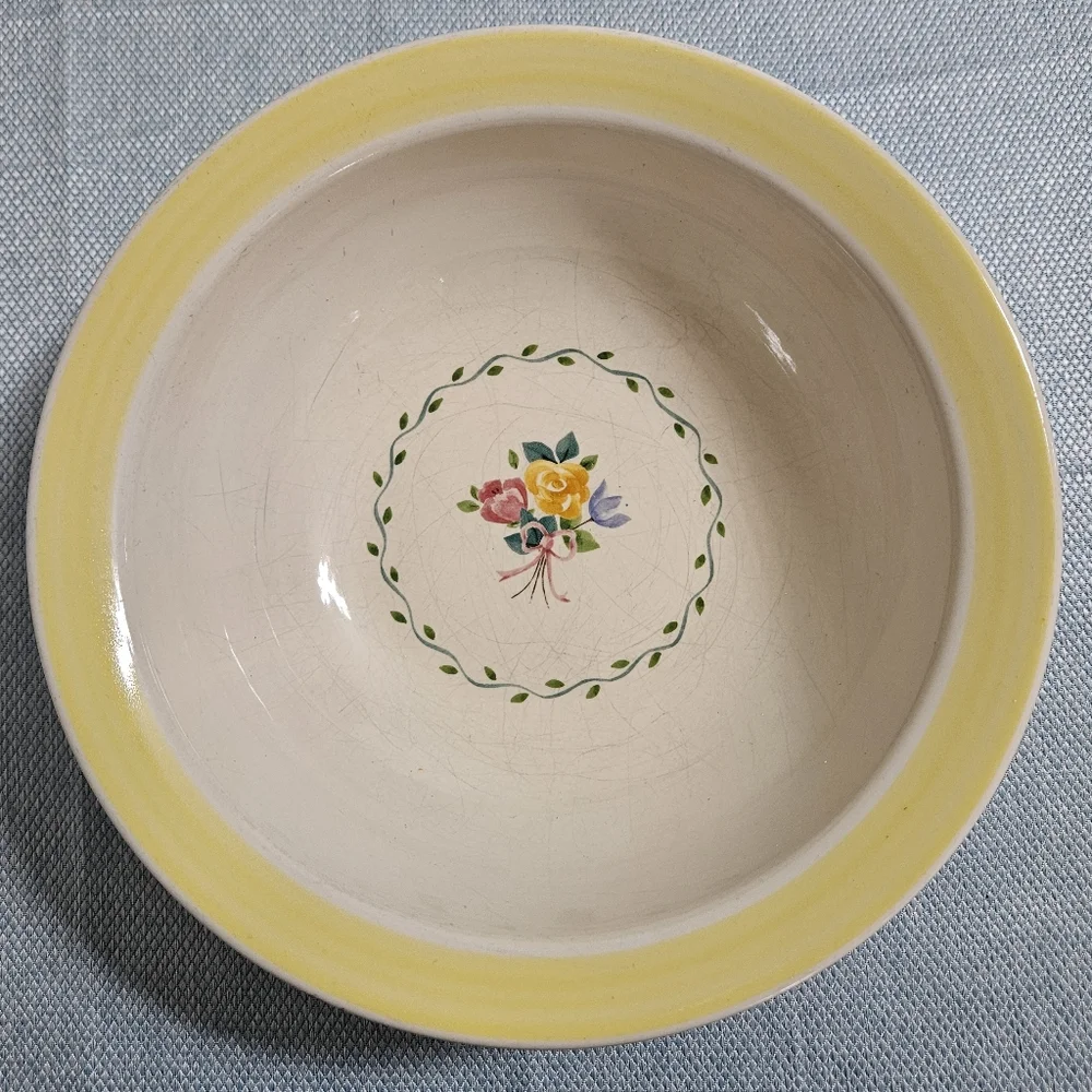 Vtg. Pfaltzgraff Rosehaven Floral‎ USA Large Vegetable Bowl Heritsge White 9